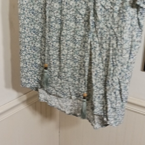 Mason & Belle floral blouse - Picture 5 of 6